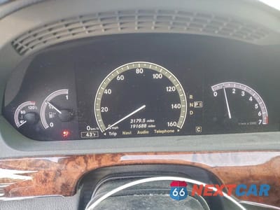 Zdjęcie 9 z 12 samochodu: 2010 MERCEDES-BENZ S 550 4MATIC VIN:WDDNG8GB6AA326300 - miniatura