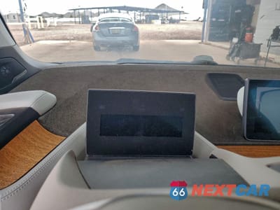 Zdjęcie 9 z 14 samochodu: 2014 BMW I3 REX VIN:WBY1Z4C59EV277019 - miniatura