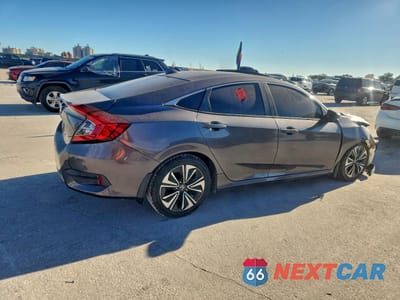 Trzecie zdjęcie samochodu z tyłu: 2018 HONDA CIVIC EX VIN:JHMFC1F34JX034345 - miniatura