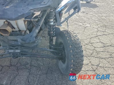Zdjęcie 10 z 11 samochodu: 2020 CAN-AM MAVERICK X3 UTILITY VEHICLE VIN:3JBVNAV24LK001269 - miniatura