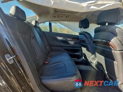 Zdjęcie 10 z 12 samochodu: 2022 BMW 740 I VIN:WBA7T2C06NCK42937 - miniatura
