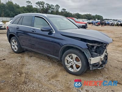 Czwarte zdjęcie samochodu z boku: 2016 MERCEDES-BENZ GLC 300 VIN:WDC0G4JB1GF015806 - miniatura