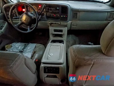Zdjęcie 8 z 13 samochodu: 2001 GMC YUKON XL K1500 VIN:3GKFK16T71G109195 - miniatura