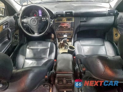 Zdjęcie 8 z 12 samochodu: 2007 MERCEDES-BENZ C 230 VIN:WDBRF52H57F928690 - miniatura