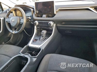 Zdjęcie 8 z 14 samochodu: 2023 TOYOTA RAV4 XLE VIN:2T3W1RFV9PC218072 - miniatura