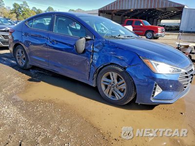 Czwarte zdjęcie samochodu z boku: 2019 HYUNDAI ELANTRA SEL VIN:5NPD84LF0KH419828 - miniatura