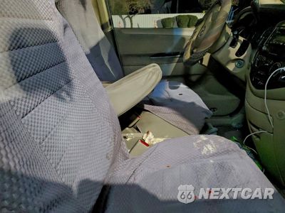 Zdjęcie 13 z 14 samochodu: 2004 MAZDA MPV WAGON VIN:JM3LW28A040502444 - miniatura