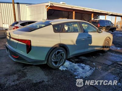 Trzecie zdjęcie samochodu z tyłu: 2025 KIA K4 EX VIN:3KPFU4DE3SE006901 - miniatura