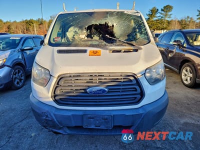 Piąte zdjęcie samochodu w środku: 2016 FORD TRANSIT T-150 VIN:1FTYE2YM6GKB00335 - miniatura