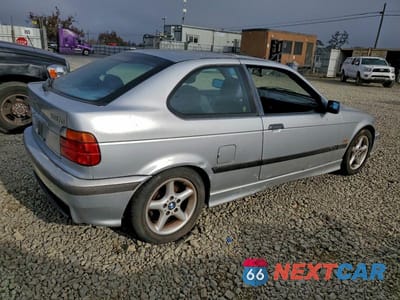 Trzecie zdjęcie samochodu z tyłu: 1999 BMW 318 TI AUTOMATIC VIN:WBACG8332XKC85439 - miniatura