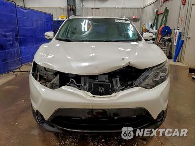 Piąte zdjęcie samochodu w środku: 2018 NISSAN ROGUE SPORT SV VIN:JN1BJ1CR8JW250190 - miniatura