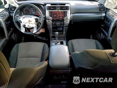 Zdjęcie 8 z 14 samochodu: 2023 TOYOTA 4RUNNER SR5 VIN:JTEEU5JR3P5285449 - miniatura