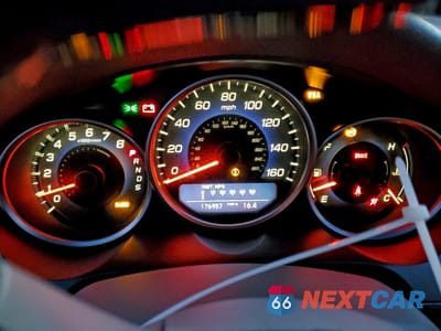 Zdjęcie 9 z 13 samochodu: 2009 ACURA RL VIN:JH4KB26609C002187 - miniatura