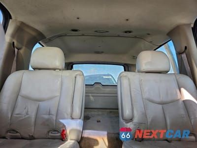 Zdjęcie 10 z 13 samochodu: 2003 CHEVROLET SUBURBAN C1500 VIN:1GNEC16Z63J220824 - miniatura