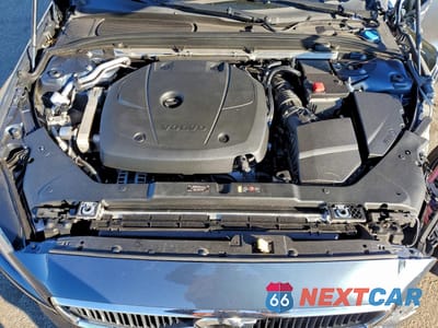 Zdjęcie 11 z 13 samochodu: 2019 VOLVO S60 T6 MOMENTUM VIN:7JRA22TK2KG016400 - miniatura