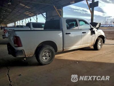 Trzecie zdjęcie samochodu z tyłu: 2017 RAM 1500 ST VIN:1C6RR6KG7HS735348 - miniatura