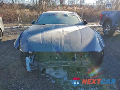 Piąte zdjęcie samochodu w środku: 2024 FORD MUSTANG VIN:1FA6P8TH0R5112535 - miniatura