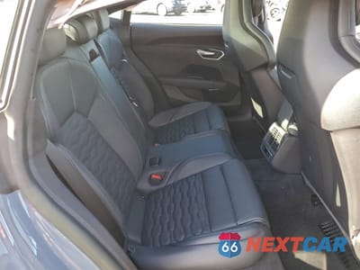 Zdjęcie 10 z 14 samochodu: 2024 AUDI E-TRON GT PREMIUM PLUS VIN:WAUFJBFW3R7000946 - miniatura