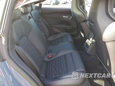 Zdjęcie 10 z 14 samochodu: 2024 AUDI E-TRON GT PREMIUM PLUS VIN:WAUFJBFW3R7000946 - miniatura
