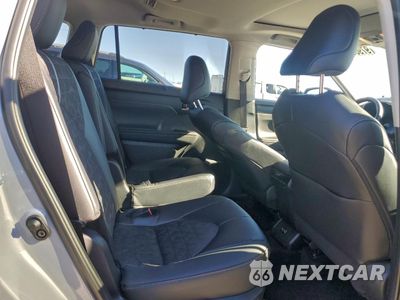 Zdjęcie 10 z 14 samochodu: 2024 TOYOTA HIGHLANDER HYBRID XLE VIN:5TDKARAH5RS537844 - miniatura