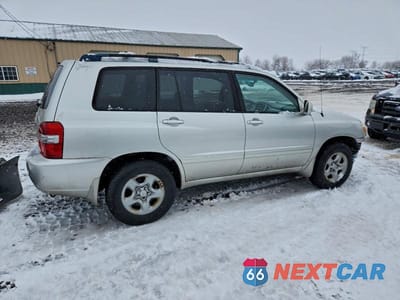 Trzecie zdjęcie samochodu z tyłu: 2005 TOYOTA HIGHLANDER VIN:JTEGD21A550126251 - miniatura
