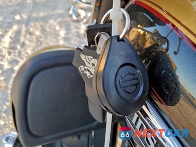 Zdjęcie 8 z 10 samochodu: 2017 HARLEY-DAVIDSON FLHTCUTG TRI GLIDE ULTRA VIN:1HD1MAD15HB857916 - miniatura