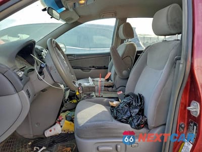 Zdjęcie 7 z 13 samochodu: 2005 TOYOTA SIENNA VIN:5TDZA23C65S355250 - miniatura