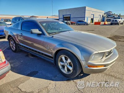 Czwarte zdjęcie samochodu z boku: 2009 FORD MUSTANG VIN:1ZVHT80N695117633 - miniatura