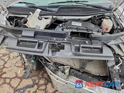 Zdjęcie 11 z 12 samochodu: 2021 GMC SAVANA 2500 UTILITY / SERVICE VAN VIN:1GTW7AF76M1260743 - miniatura