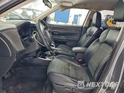 Zdjęcie 7 z 15 samochodu: 2019 MITSUBISHI OUTLANDER SE VIN:JA4AD3A32KZ046795 - miniatura