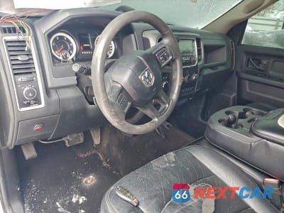 Zdjęcie 8 z 12 samochodu: 2015 RAM 2500 ST VIN:3C6UR5CL7FG611309 - miniatura