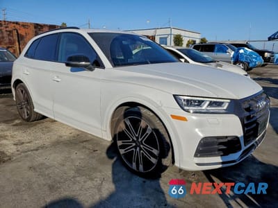 Czwarte zdjęcie samochodu z boku: 2019 AUDI SQ5 PREMIUM PLUS VIN:WA1B4AFY5K2062916 - miniatura