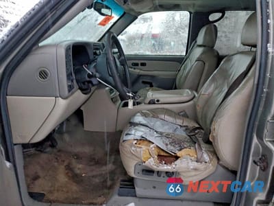 Zdjęcie 7 z 13 samochodu: 2001 GMC YUKON XL K1500 VIN:3GKFK16T71G109195 - miniatura
