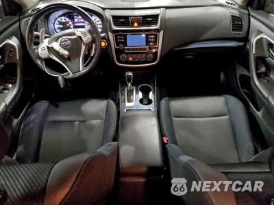Zdjęcie 8 z 12 samochodu: 2018 NISSAN ALTIMA 2.5 VIN:1N4AL3AP3JC118350 - miniatura