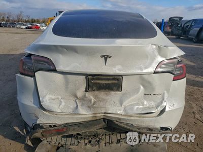 Zdjęcie 6 z 13 samochodu: 2025 TESLA MODEL Y VIN:7SAYGDEE5SA337696 - miniatura