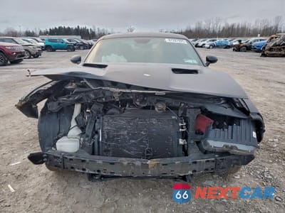 Piąte zdjęcie samochodu w środku: 2018 DODGE CHALLENGER R/T VIN:2C3CDZBT4JH259802 - miniatura