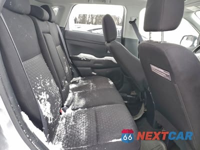 Zdjęcie 11 z 13 samochodu: 2011 MITSUBISHI RVR GT VIN:JA4AJ4AU7BZ606642 - miniatura