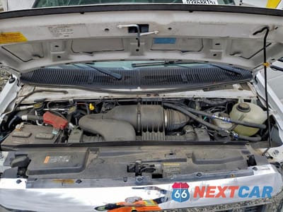 Zdjęcie 7 z 10 samochodu: 2019 FORD E350 SHUTTLE BUS VIN:1FDEE3FS3KDC14375 - miniatura
