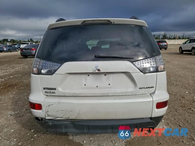 Zdjęcie 6 z 16 samochodu: 2010 MITSUBISHI OUTLANDER SE VIN:JA4AT3AW9AZ015071 - miniatura