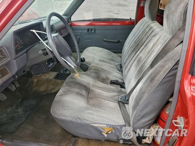Zdjęcie 7 z 14 samochodu: 1988 TOYOTA PICKUP 1/2 TON RN55 VIN:JT4RN55R7J7034085 - miniatura