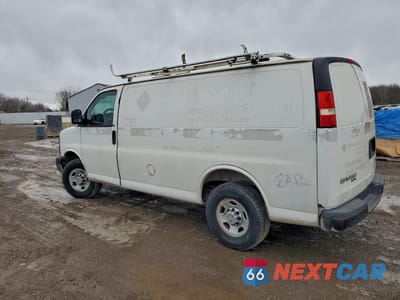 Drugie zdjęcie samochodu z przodu: 2013 GMC SAVANA G3500 DELIVERY VAN VIN:1GTZ7TBG3D1184008 - miniatura
