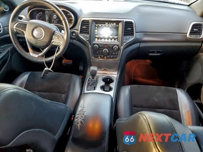 Zdjęcie 8 z 13 samochodu: 2017 JEEP GRAND CHEROKEE LAREDO VIN:1C4RJFAG6HC951834 - miniatura