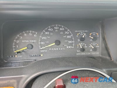 Zdjęcie 8 z 10 samochodu: 1997 CHEVROLET GMT-400 C3500 VIN:1GCHC33J2VF047762 - miniatura