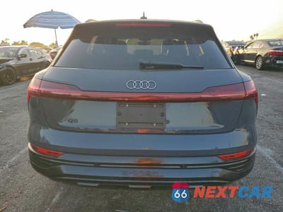 Zdjęcie 6 z 12 samochodu: 2024 AUDI Q8 E-TRON PREMIUM PLUS VIN:WA15AAGE4RB053550 - miniatura