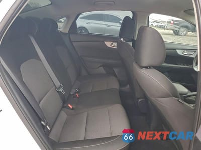 Zdjęcie 10 z 12 samochodu: 2024 KIA FORTE LX VIN:3KPF24AD2RE798793 - miniatura