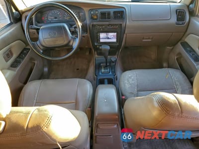 Zdjęcie 8 z 13 samochodu: 1997 TOYOTA 4RUNNER SR5 VIN:JT3GN86R1V0028146 - miniatura