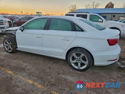 Drugie zdjęcie samochodu z przodu: 2019 AUDI A3 PREMIUM VIN:WAUAUGFF3KA087691 - miniatura