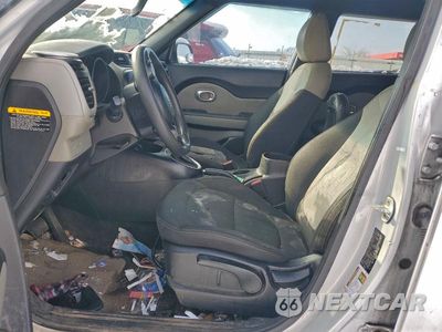 Zdjęcie 7 z 12 samochodu: 2016 KIA SOUL + VIN:KNDJP3A52G7857045 - miniatura