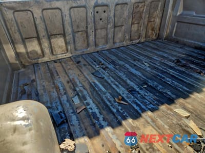 Zdjęcie 10 z 14 samochodu: 1990 GMC SIERRA C1500 VIN:2GTEC14K9L1525422 - miniatura