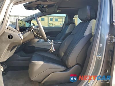 Zdjęcie 7 z 14 samochodu: 2025 CADILLAC OPTIQ SPORT VIN:3GYK3EMR6SS198417 - miniatura